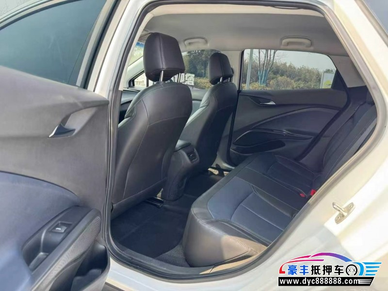 24年别克微蓝轿车抵押车出售