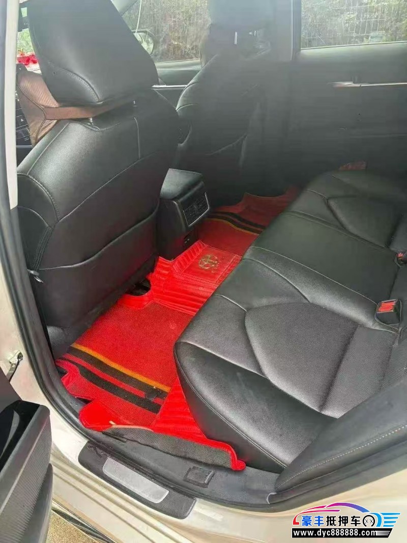 23年丰田凯美瑞轿车抵押车出售