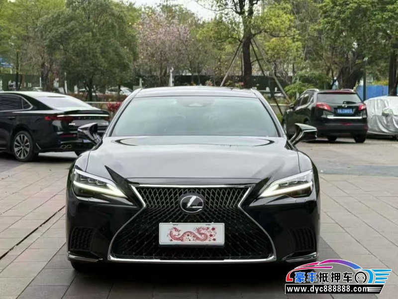 抵押车出售24年雷克萨斯LS轿车