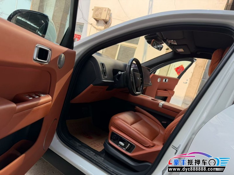 24年理想L7轿车抵押车出售