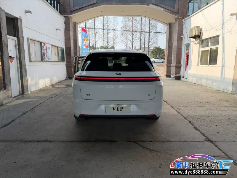 24年理想L7轿车抵押车出售