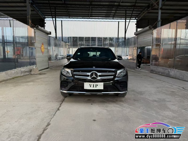 19年奔驰GLC轿车抵押车出售