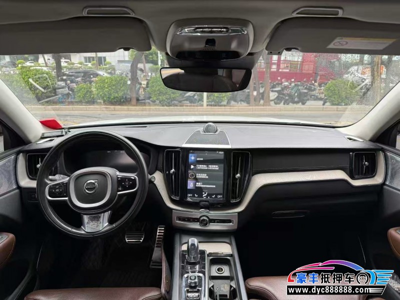 18年沃尔沃XC60轿车抵押车出售