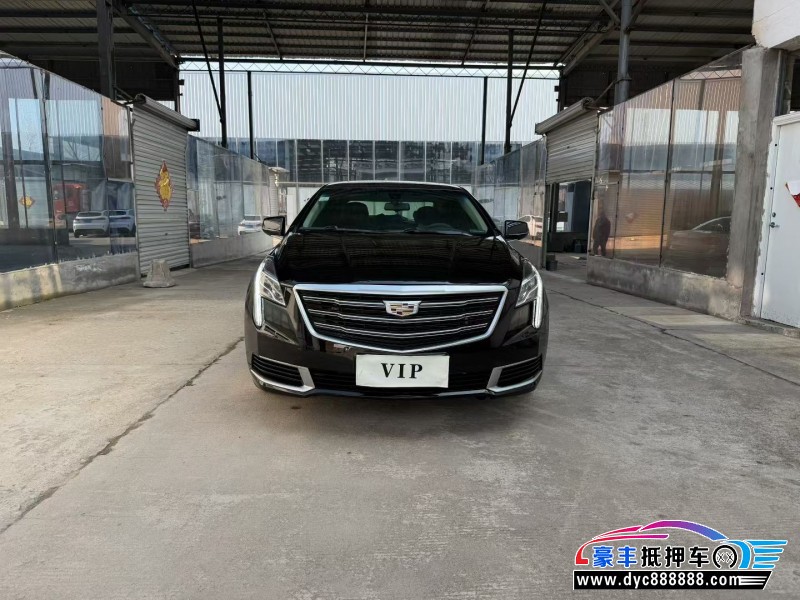 抵押车出售19年凯迪拉克XTS轿车