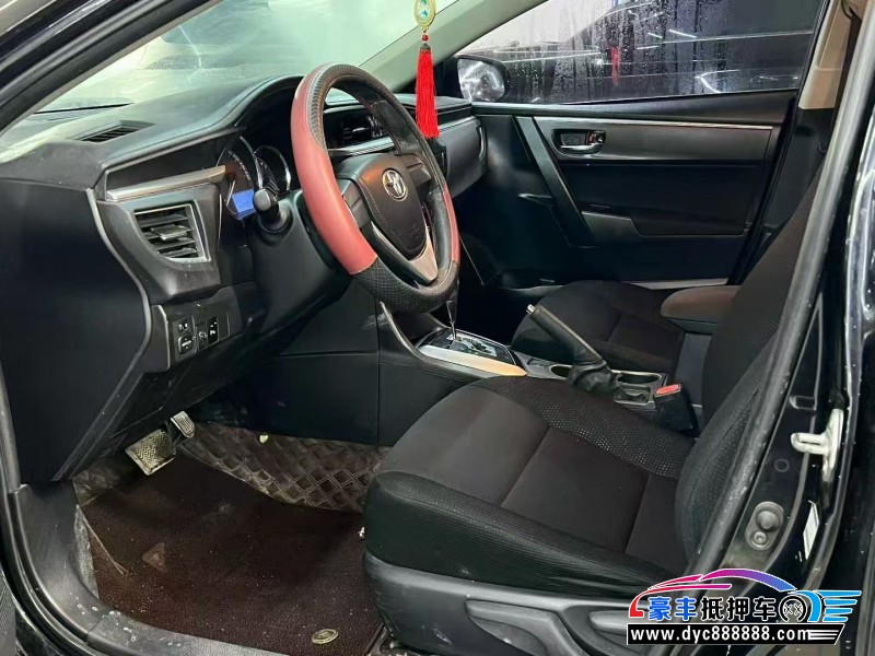 16年丰田雷凌轿车抵押车出售