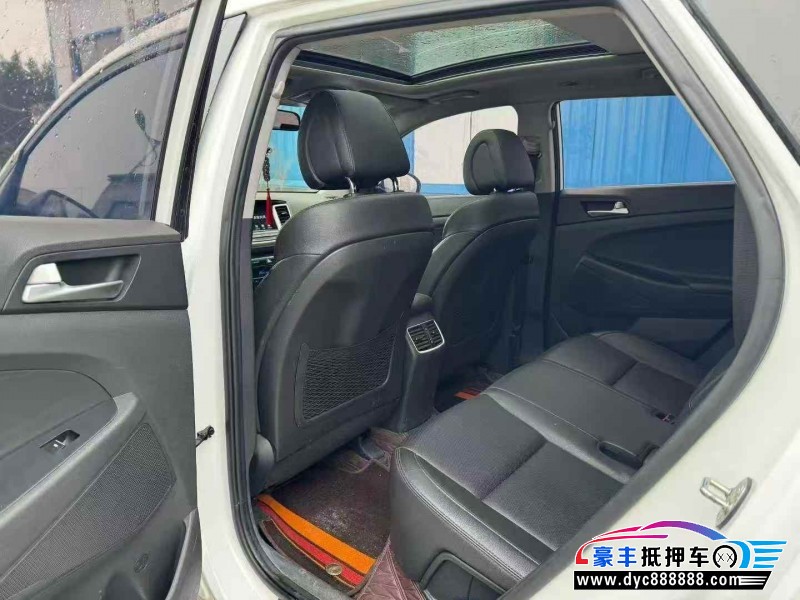 18年现代途胜SUV抵押车出售