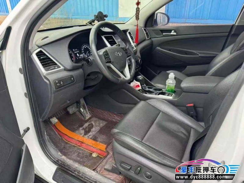 18年现代途胜SUV抵押车出售