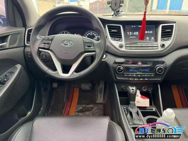 18年现代途胜SUV抵押车出售