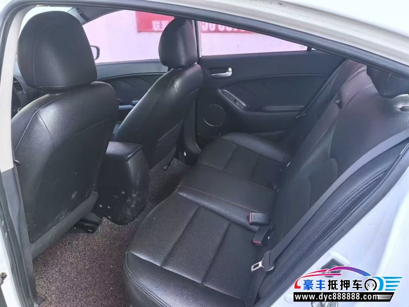 16年起亚K3轿车抵押车出售