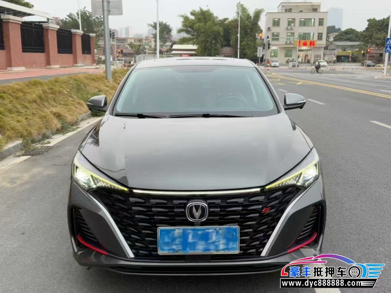 抵押车出售23年长安逸动轿车