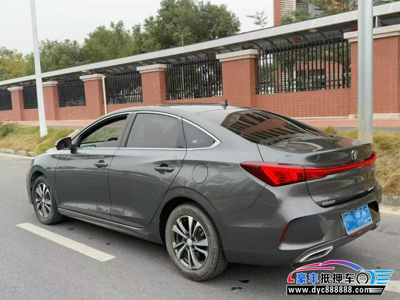 23年长安逸动轿车抵押车出售