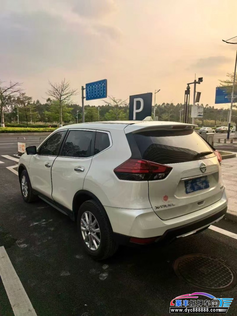 24年日产奇骏轿车抵押车出售