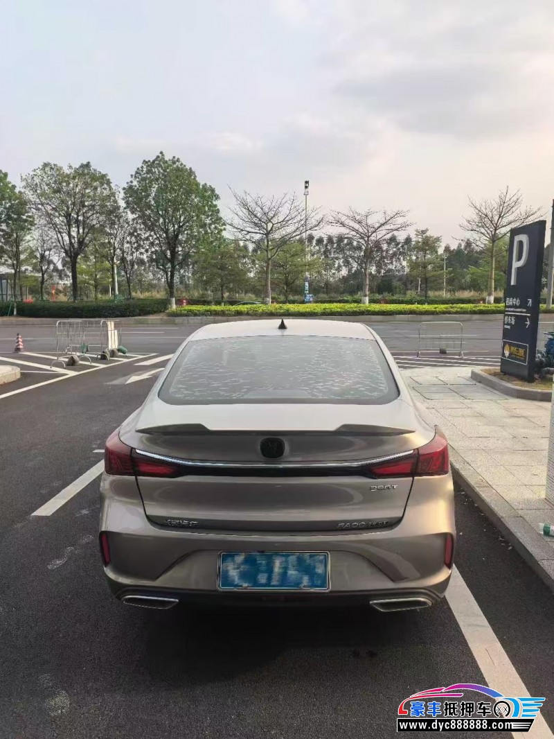 21年长安逸动轿车抵押车出售