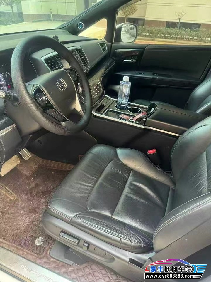 16年本田奥德赛轿车抵押车出售