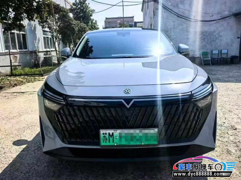 抵押车出售24年启辰大V轿车