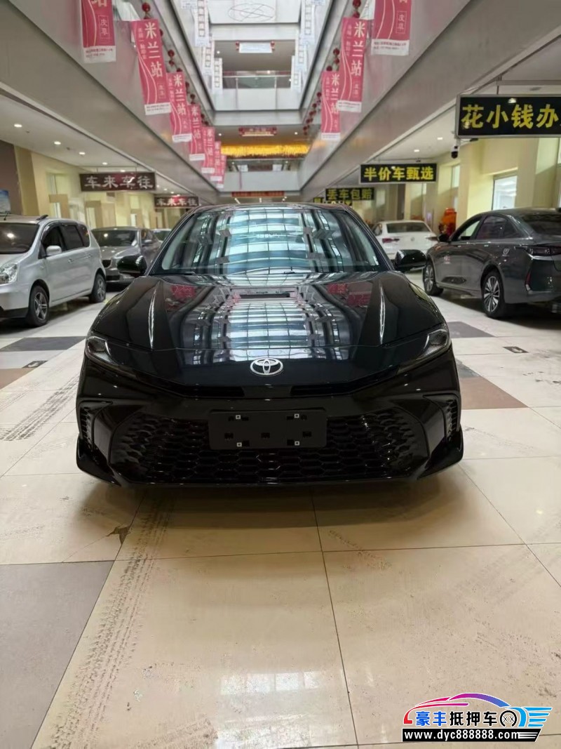 抵押车出售25年丰田凯美瑞轿车