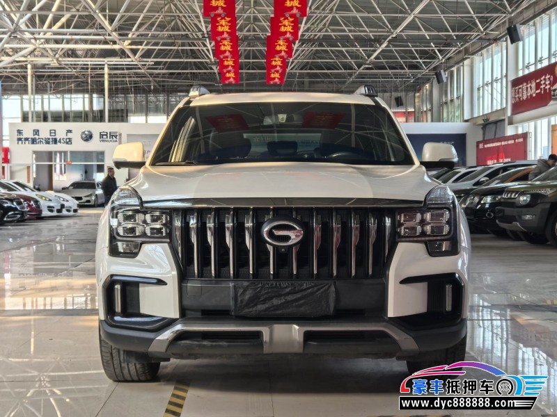 抵押车出售20年传祺GS8轿车