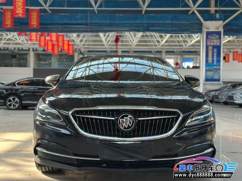 抵押车出售18年别克君越轿车