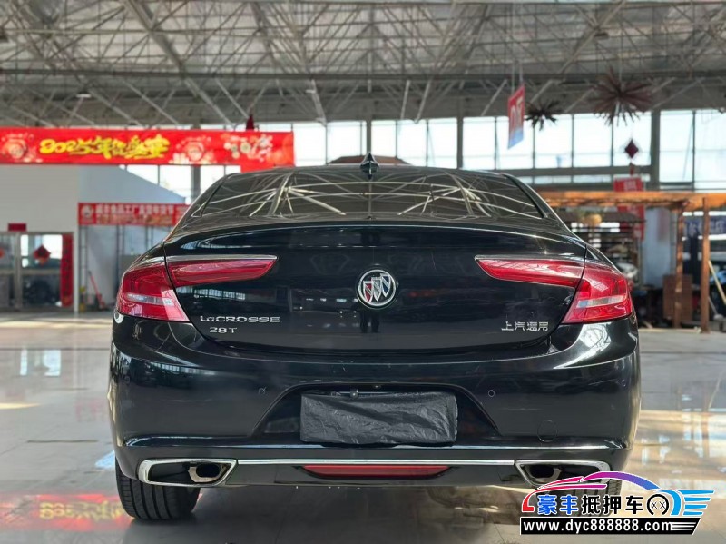 18年别克君越轿车抵押车出售