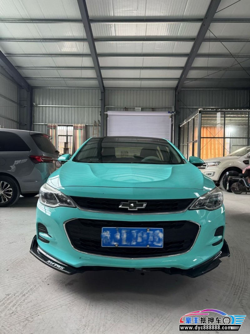 抵押车出售18年雪佛兰科沃兹轿车