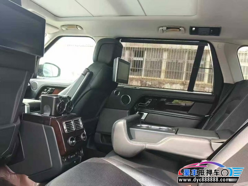 21年路虎揽胜轿车抵押车出售