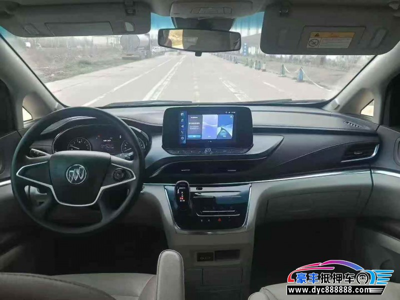 22年别克GL8轿车抵押车出售