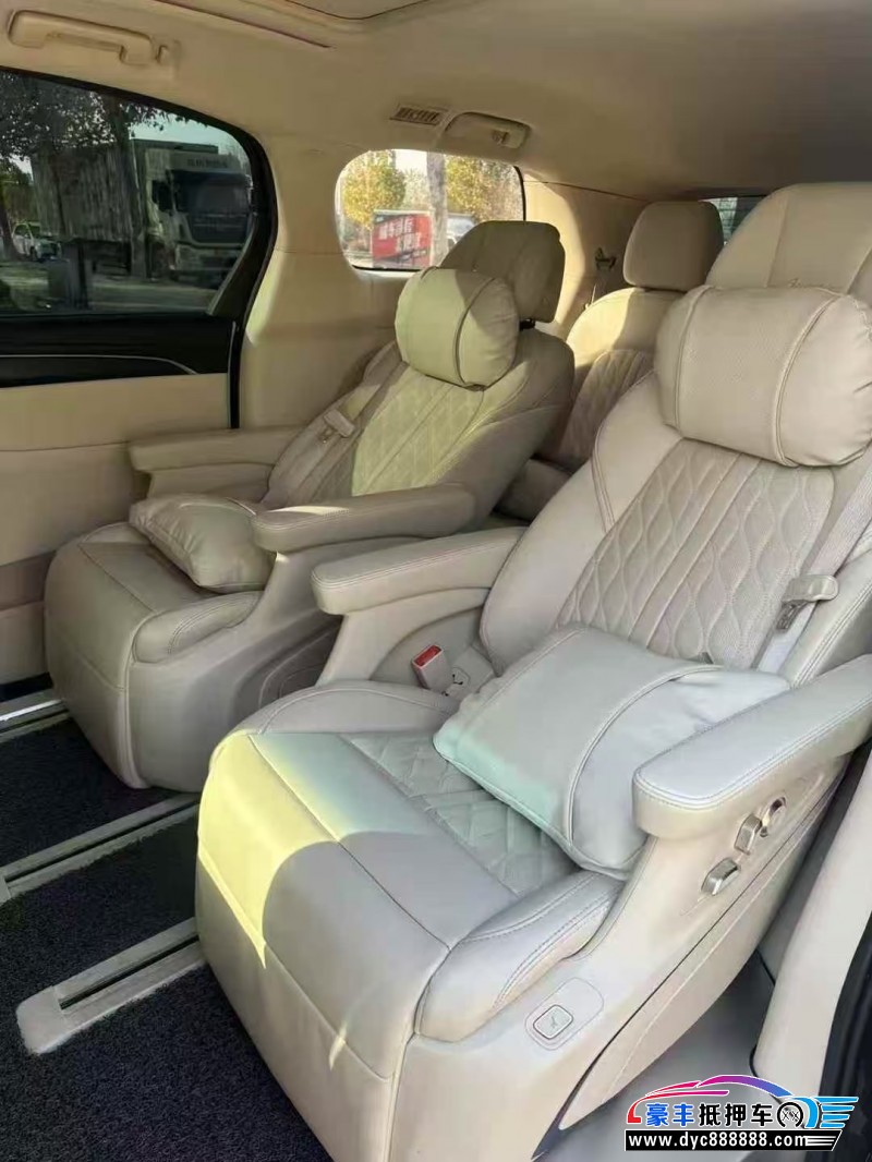 20年别克GL8轿车抵押车出售