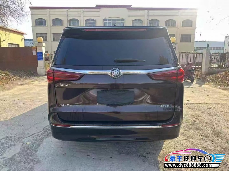 20年别克GL8轿车抵押车出售