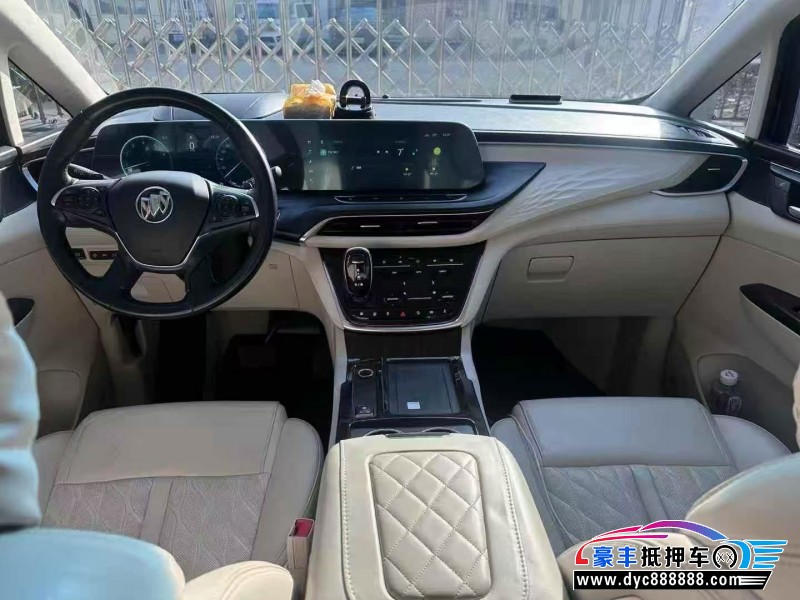 20年别克GL8轿车抵押车出售