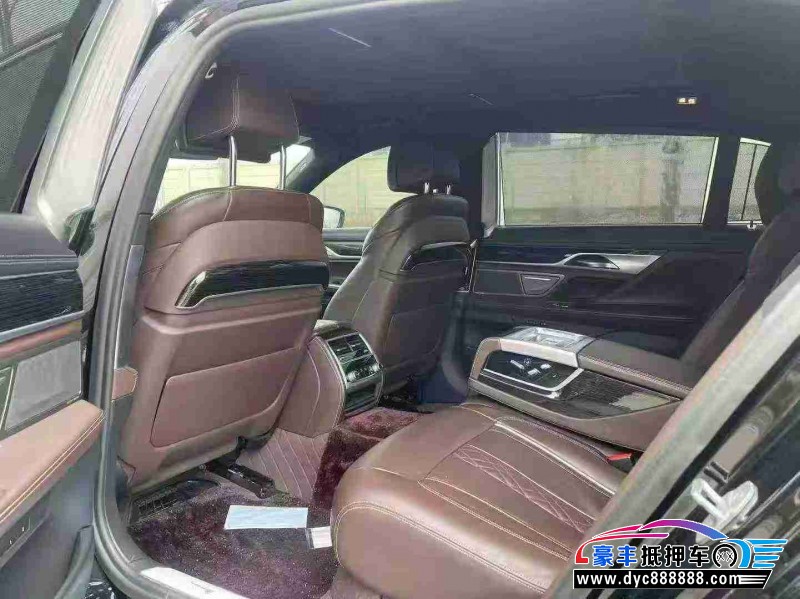 21年宝马7系轿车抵押车出售