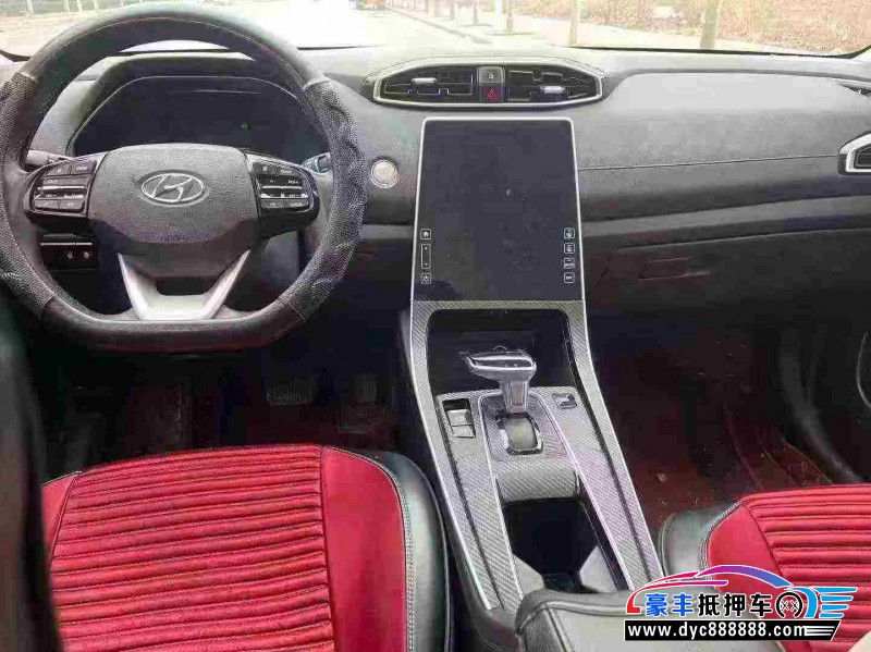 20年现代ix25轿车抵押车出售