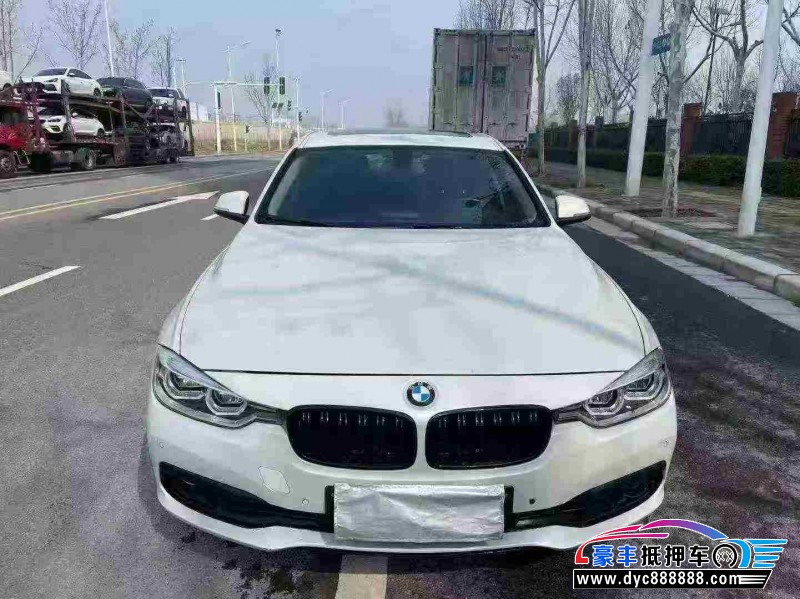 抵押车出售17年宝马3系轿车