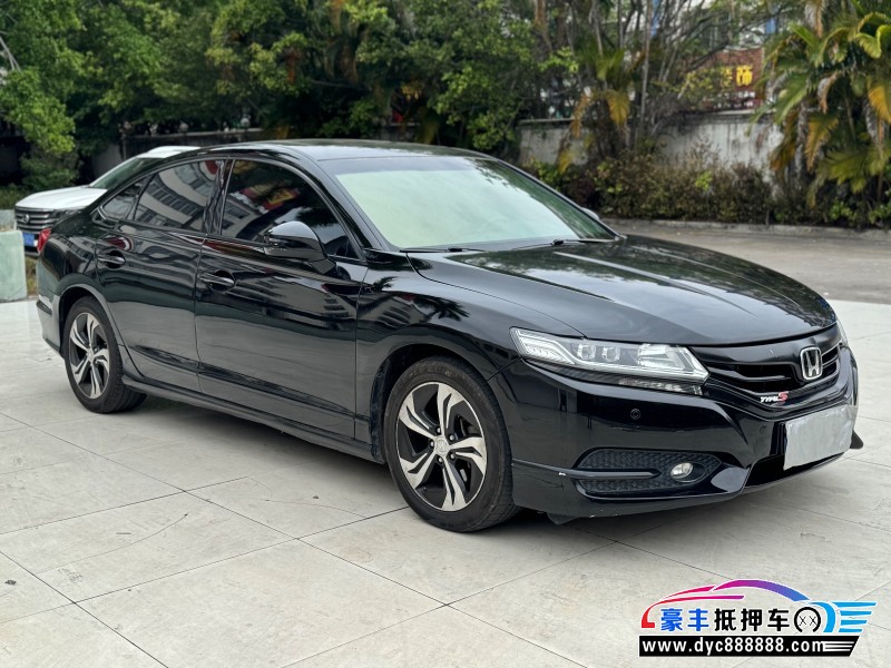 15年本田思铂睿轿车抵押车出售