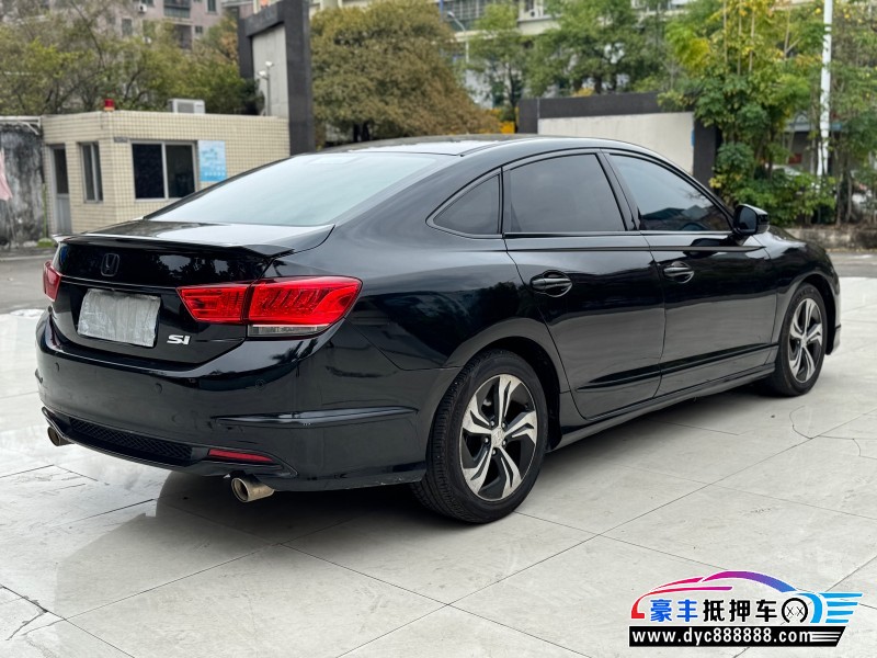 15年本田思铂睿轿车抵押车出售