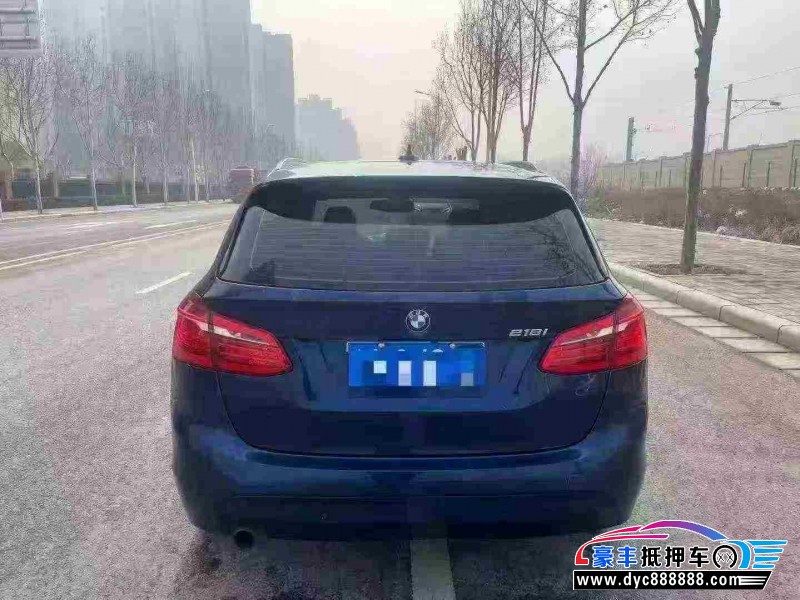 17年宝马2系轿车抵押车出售