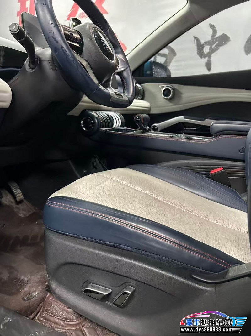 22年比亚迪元轿车抵押车出售