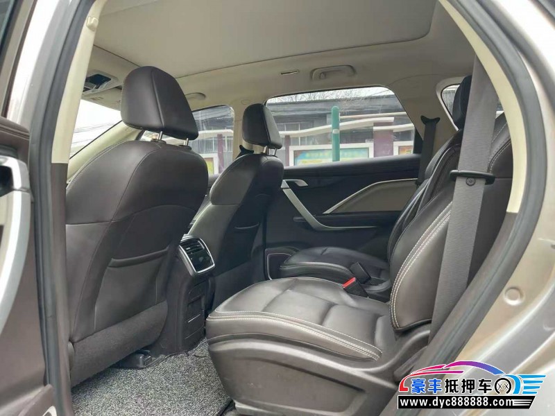 21年吉利嘉际轿车抵押车出售