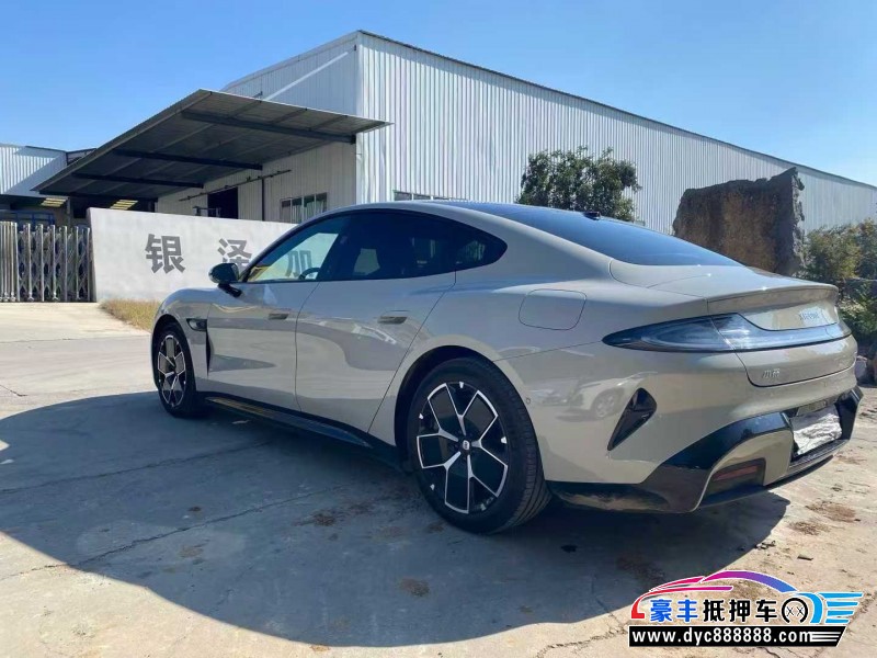 25年小米SU7轿车抵押车出售