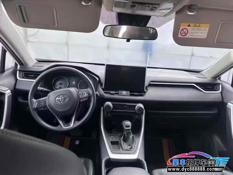 21年丰田威兰达轿车抵押车出售