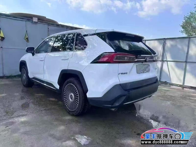 21年丰田威兰达轿车抵押车出售