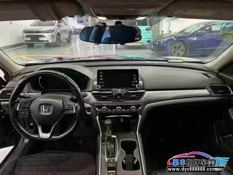 19年本田雅阁轿车抵押车出售