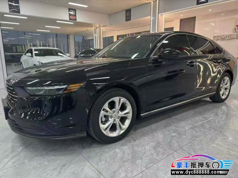 24年本田雅阁轿车抵押车出售