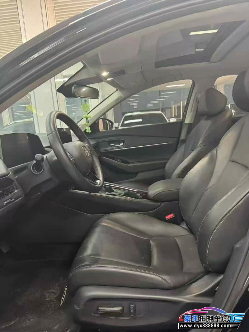 24年本田雅阁轿车抵押车出售