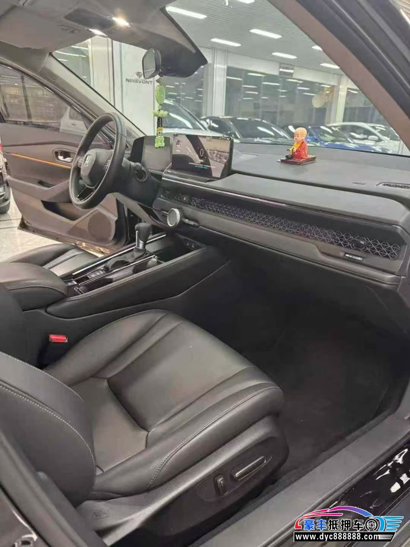 24年本田雅阁轿车抵押车出售