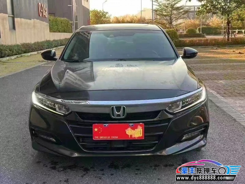 抵押车出售18年本田雅阁轿车