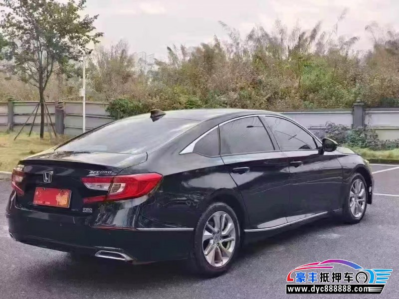 20年本田雅阁轿车抵押车出售