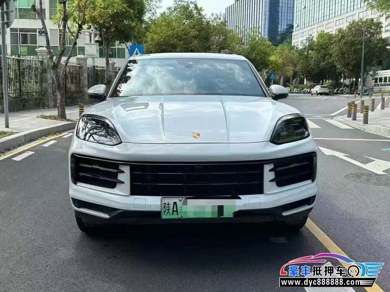 抵押车出售24年保时捷卡宴轿车