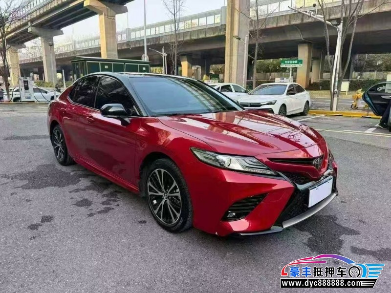 20年丰田凯美瑞轿车抵押车出售