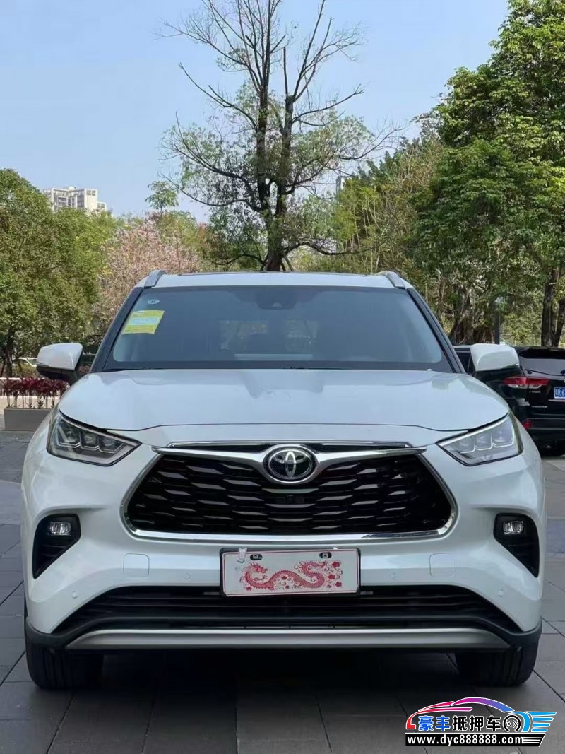 抵押车出售26年丰田汉兰达轿车