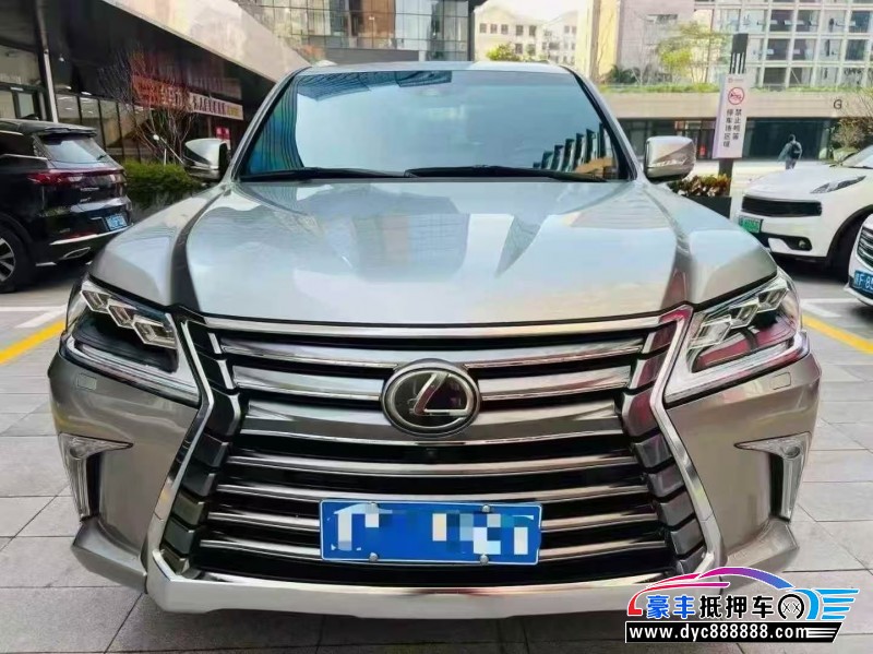 抵押车出售22年雷克萨斯LX轿车